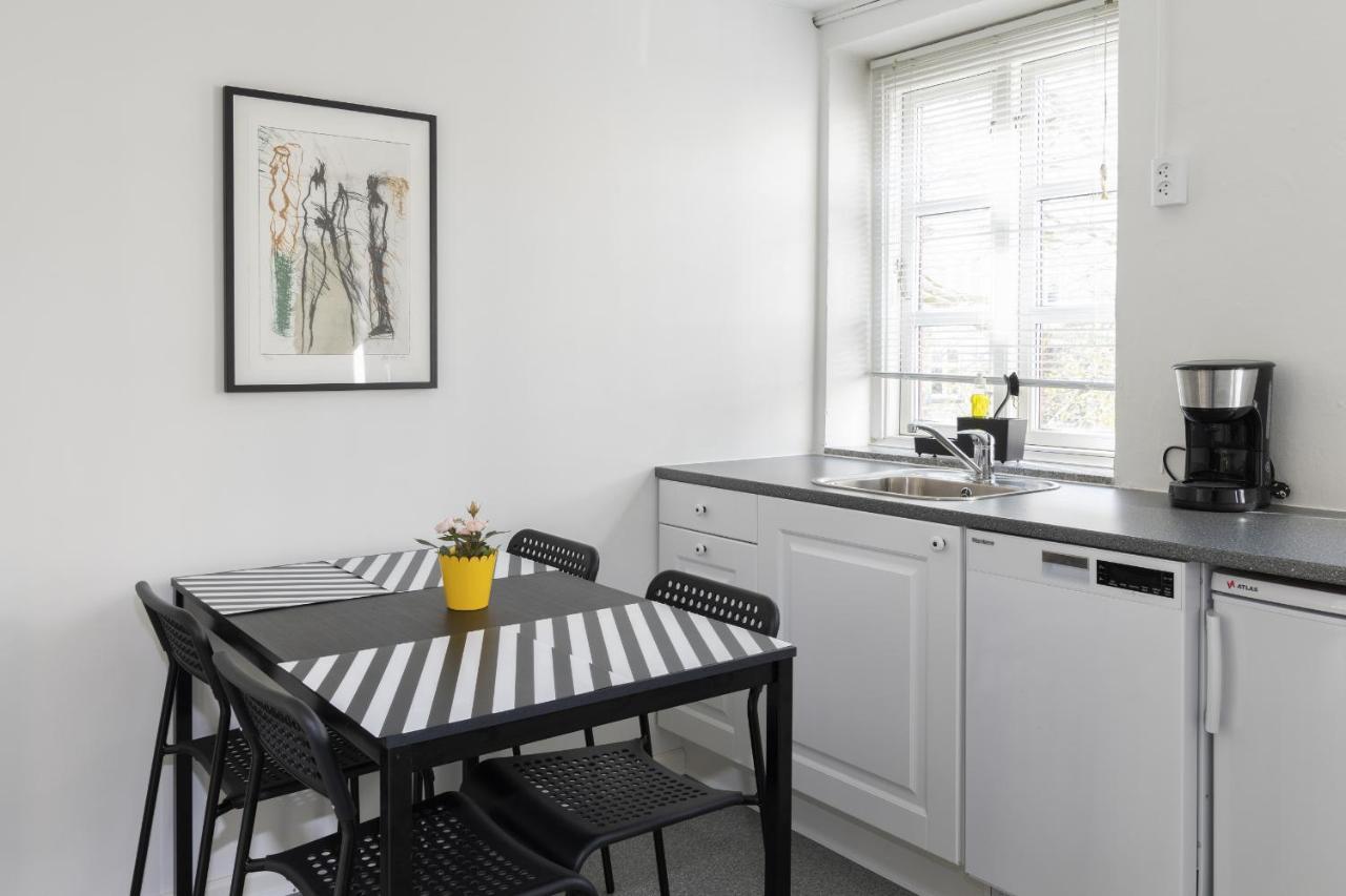 Aday - Apartment Suite 2 Aalborg Center Экстерьер фото